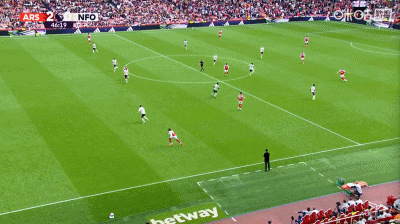 美国绝地反击瓦伦西亚,弗拉霍维奇送出助攻 美国绝地反击瓦伦西亚,弗拉霍维奇送出助攻