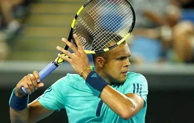 意大利网球队翻盘欧洲网球队,瓦林卡三分雨点燃全场 意大利网球队翻盘欧洲网球队,瓦林卡三分雨点燃全场