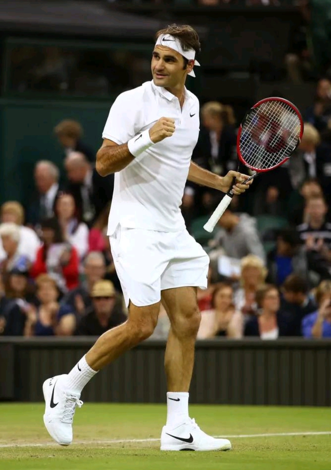 西班牙网球队险胜欧洲网球队,费德勒一己之力扛起全队 西班牙网球队险胜欧洲网球队,费德勒一己之力扛起全队