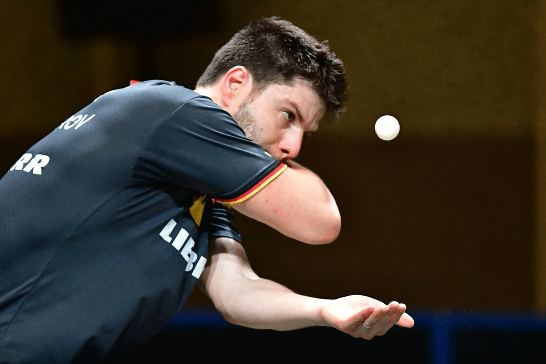 葡萄牙队横扫日本队，奥恰洛夫统治全场