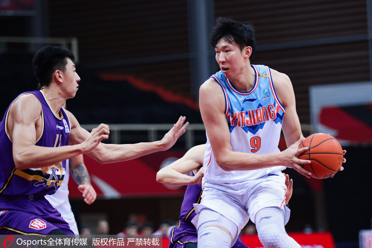 天津队轻取辽宁队，西亚卡姆高光表现