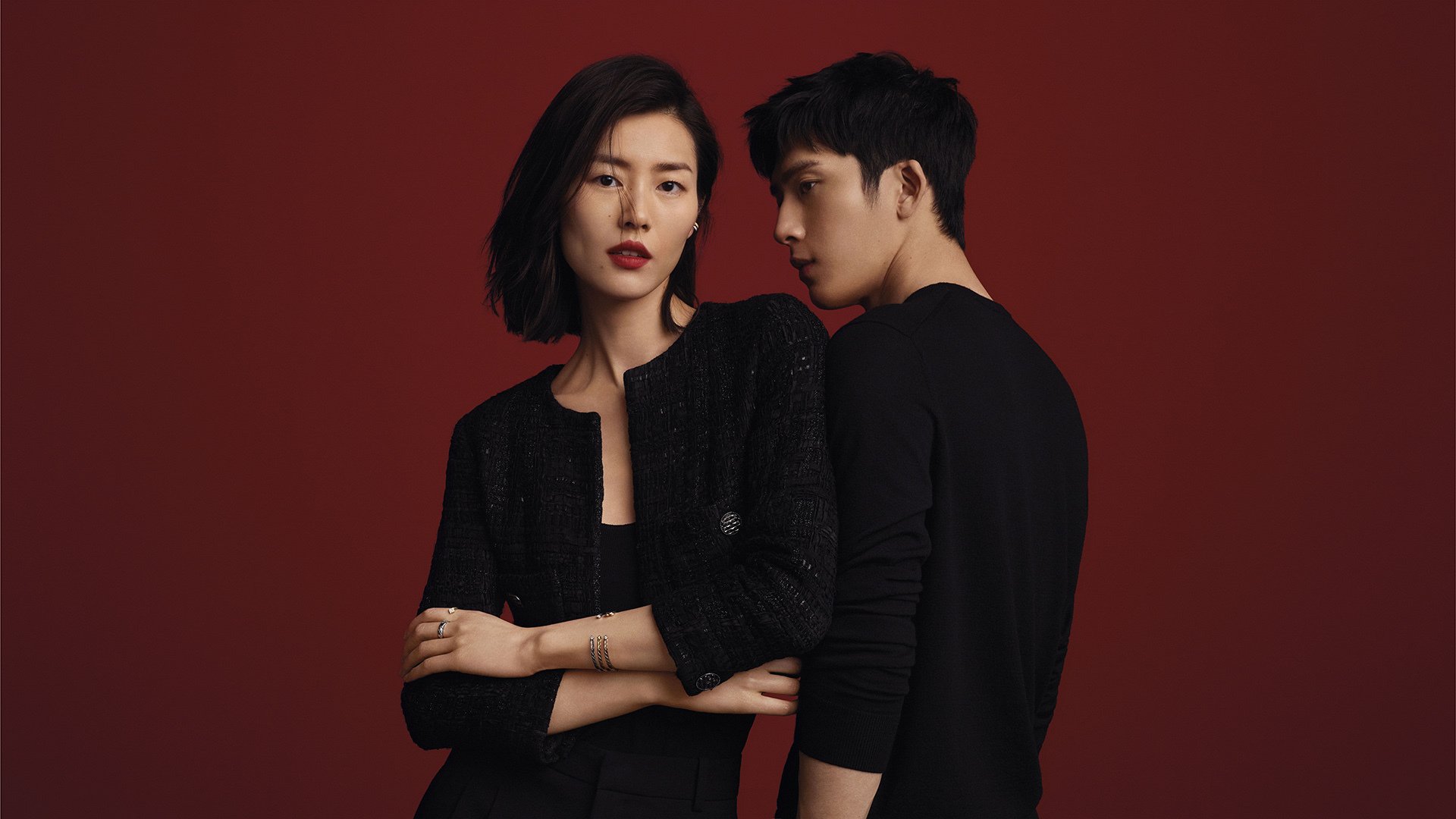 终场哨响，我的赛场在三千公里外